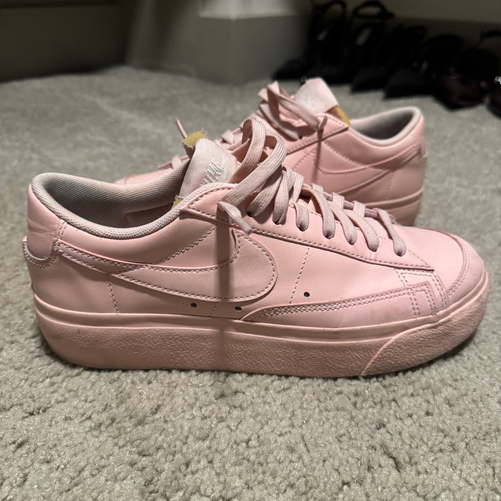 Nike Blazer Low Platform Atmosphere Pink - Picture 7 of 8